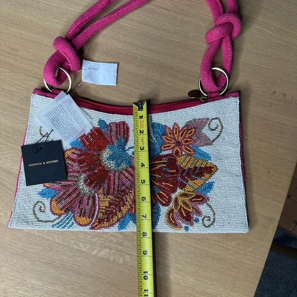 Pink Beaded Floral Handbag by America & Beyond - Picture 10 of 14